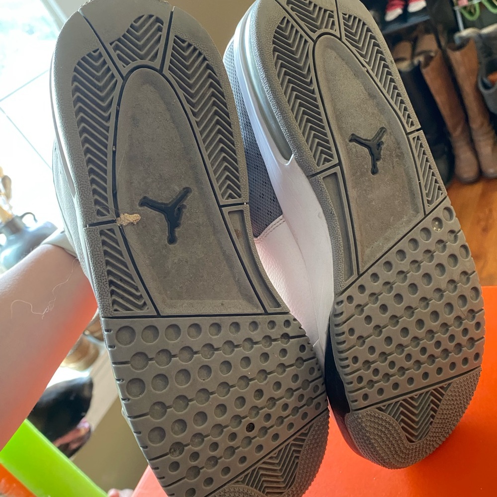 JORDAN’s - Picture 5 of 5